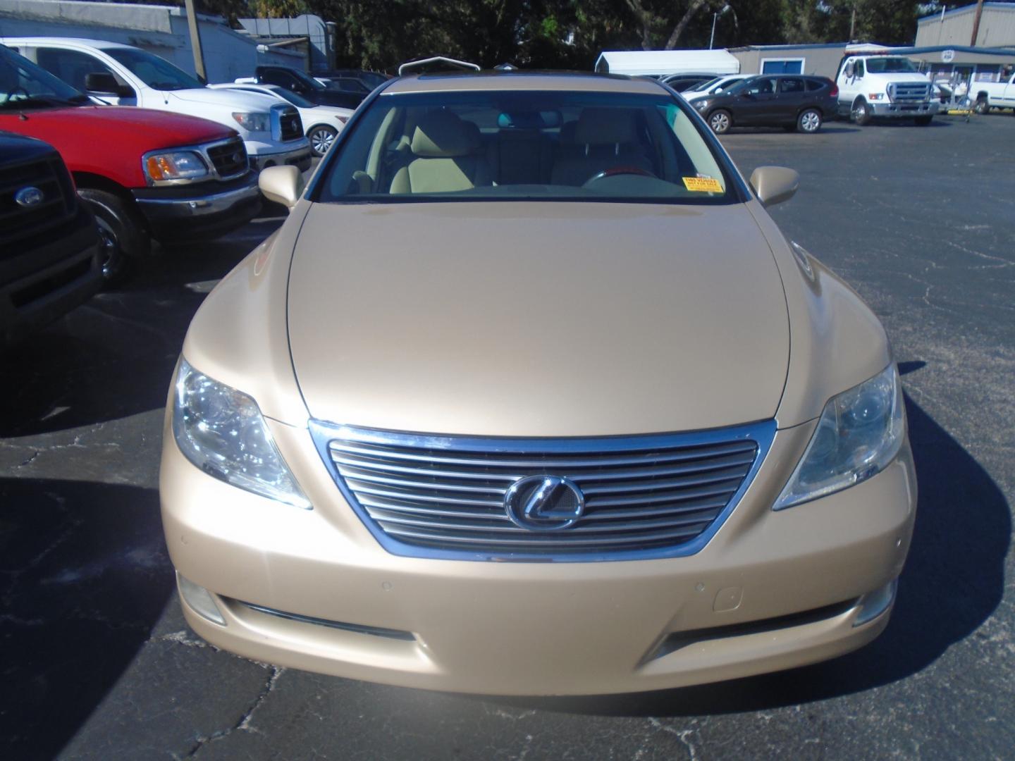 2007 Lexus LS 460 Luxury Sedan (JTHBL46F275) with an 4.6L V8 DOHC 32V engine, 8-Speed Automatic Overdrive transmission, located at 6112 N Florida Avenue, Tampa, FL, 33604, (888) 521-5131, 27.954929, -82.459534 - Photo#1